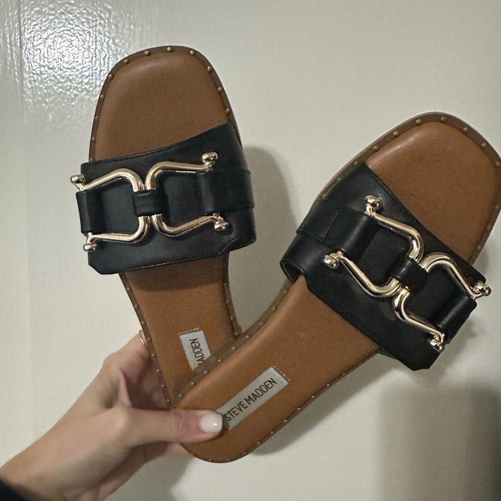 Steve Madden sandals worn once